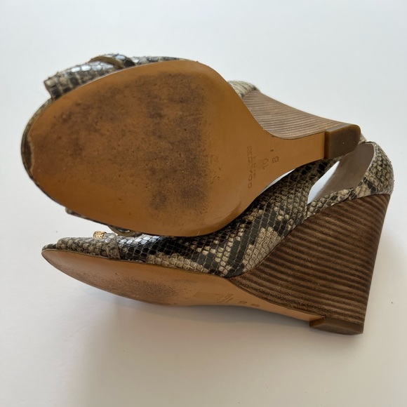 Coach Wedge Heals - Picture 4 of 6
